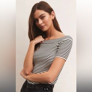 Z Supply Birdie Off Shoulder Stripe
Top SZ L